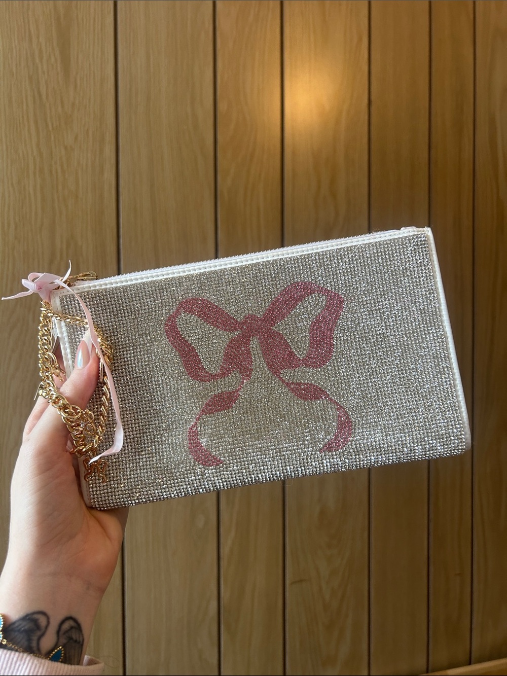 VS PINK x LoveShackFancy sequin bow 🎀 clutch